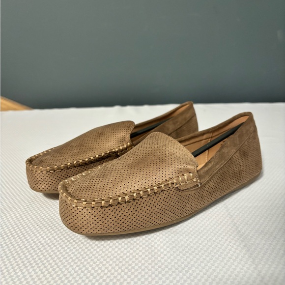 New Journee Collection Halsey Moc Toe Perforated Loafer Women’s Size: 8 - Picture 6 of 12